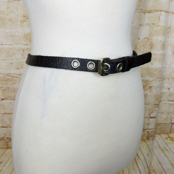 Black Pebbled Genuine Leather Grommet Belt Size 34 Narrow Punk Goth Y2K Rock Emo main image 9